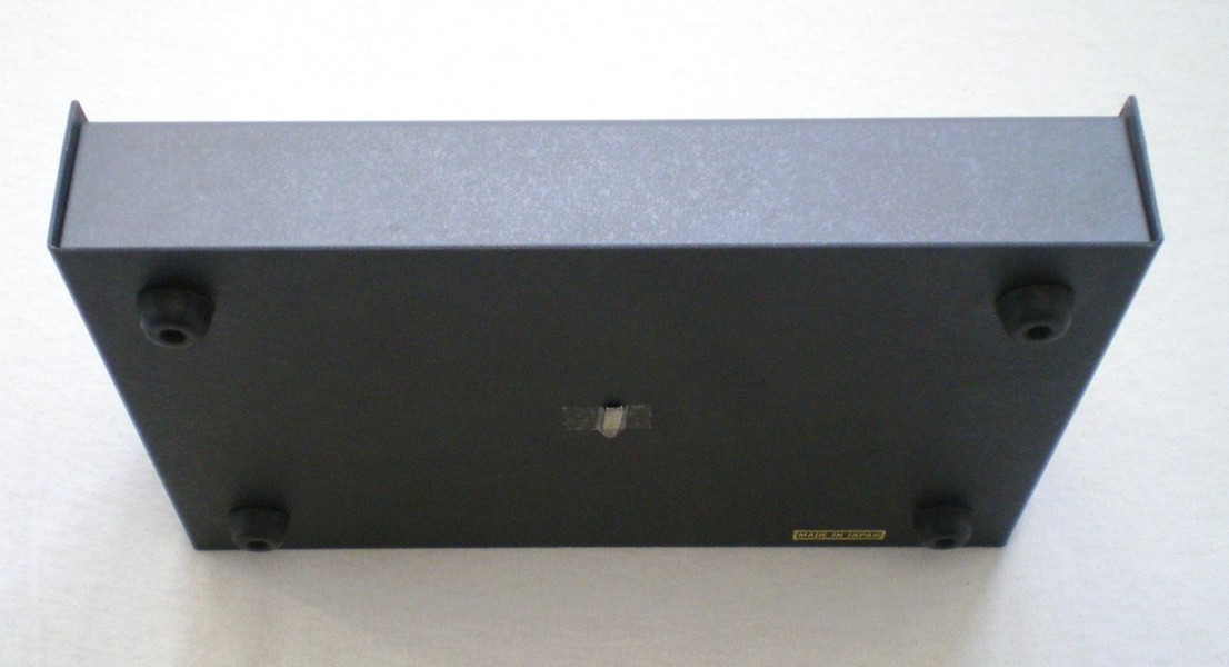 TONEHOME - the World of Vintage Guitar Effects Pedals - No.95