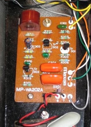 TONEHOME - the World of Vintage Guitar Effects Pedals - No.93
