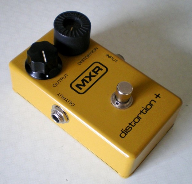 MXR Distortion+ 初期 MXR Distortion + Jim Dunlop - A Different kind of truth