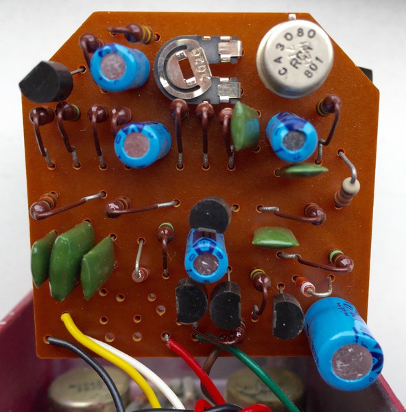 TONEHOME - the World of Vintage Guitar Effects Pedals - CP-835